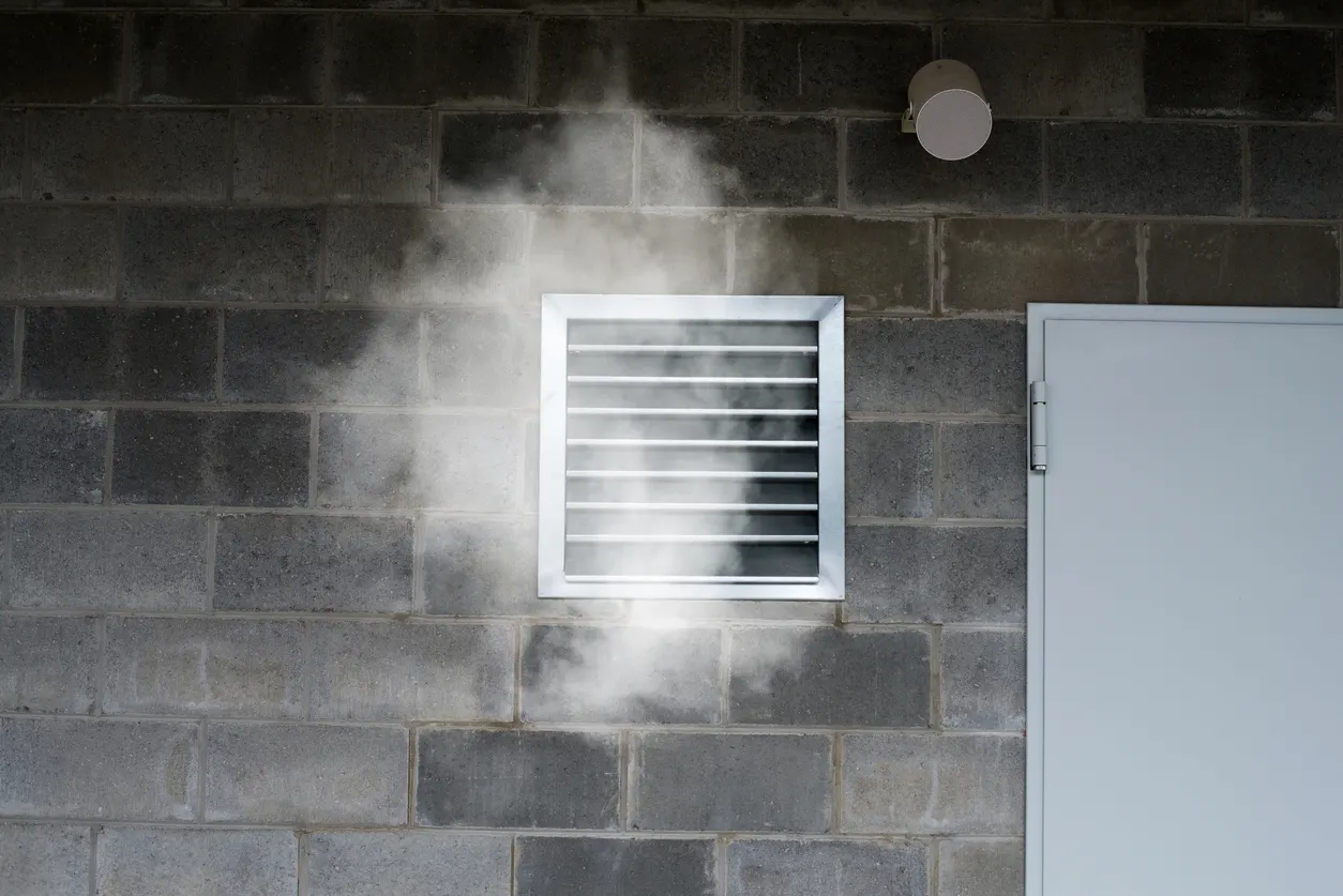 What is the difference between Smoke and Fire dampers?