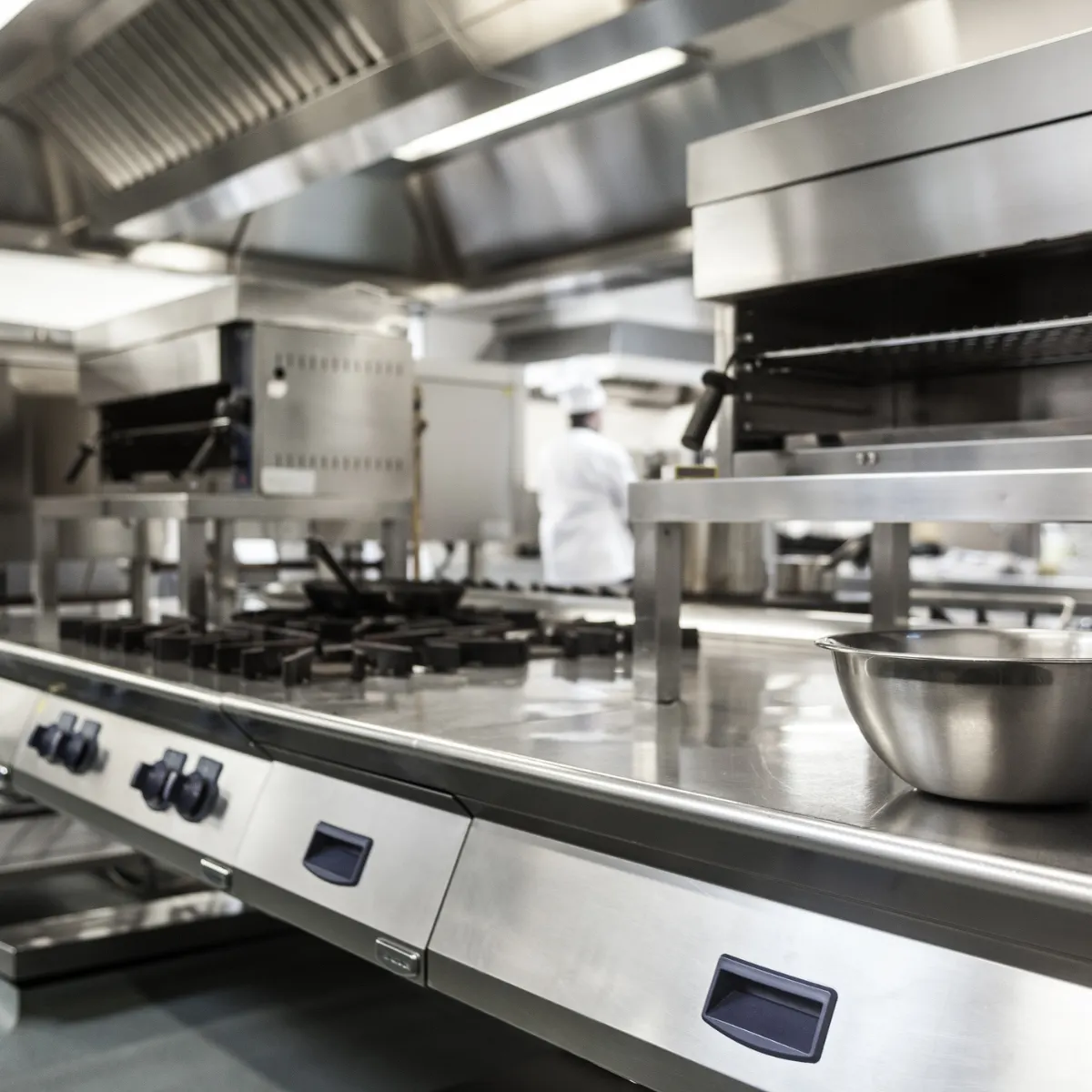 commercial kitchen deep cleaning